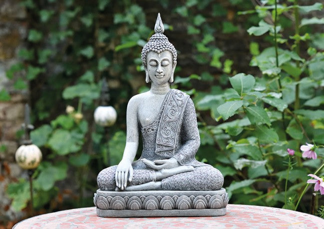 Thai Buddha Figur sitzend Feng Shui Statue in grau aus Poly 39 cm