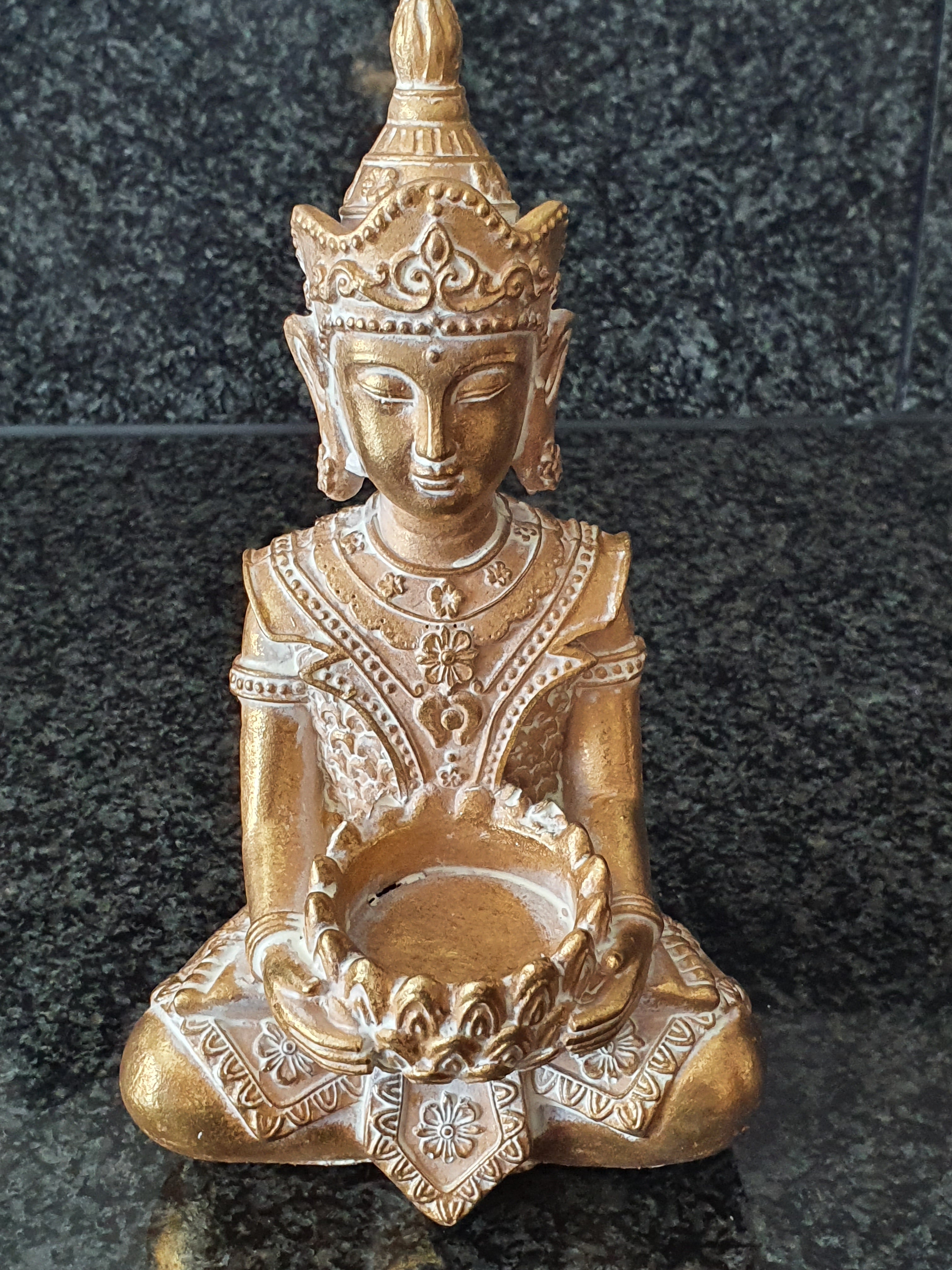 Buddha Figur sitzend gold mit Teelichthalter h=19cm