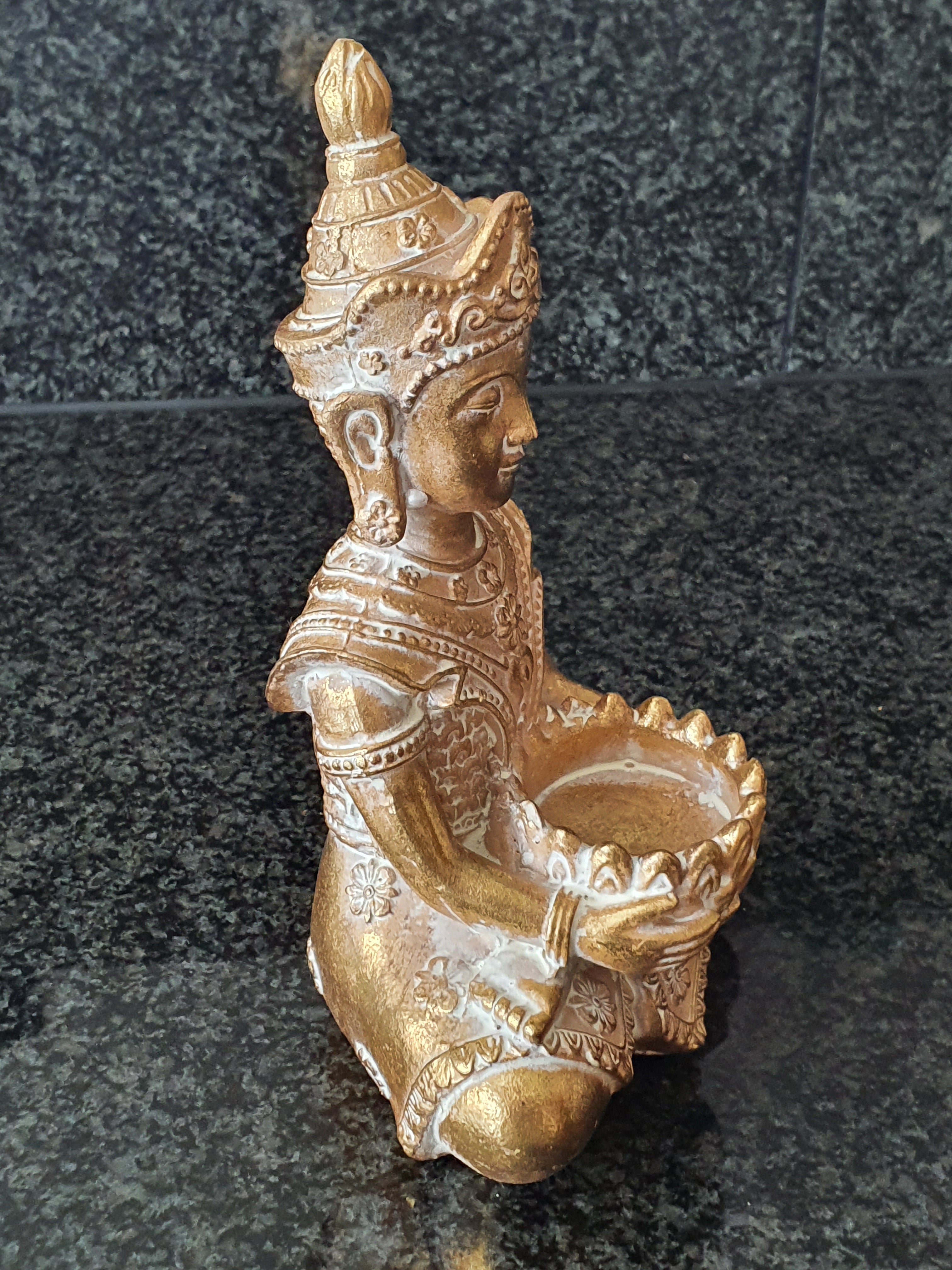 Buddha Figur sitzend gold mit Teelichthalter h=19cm