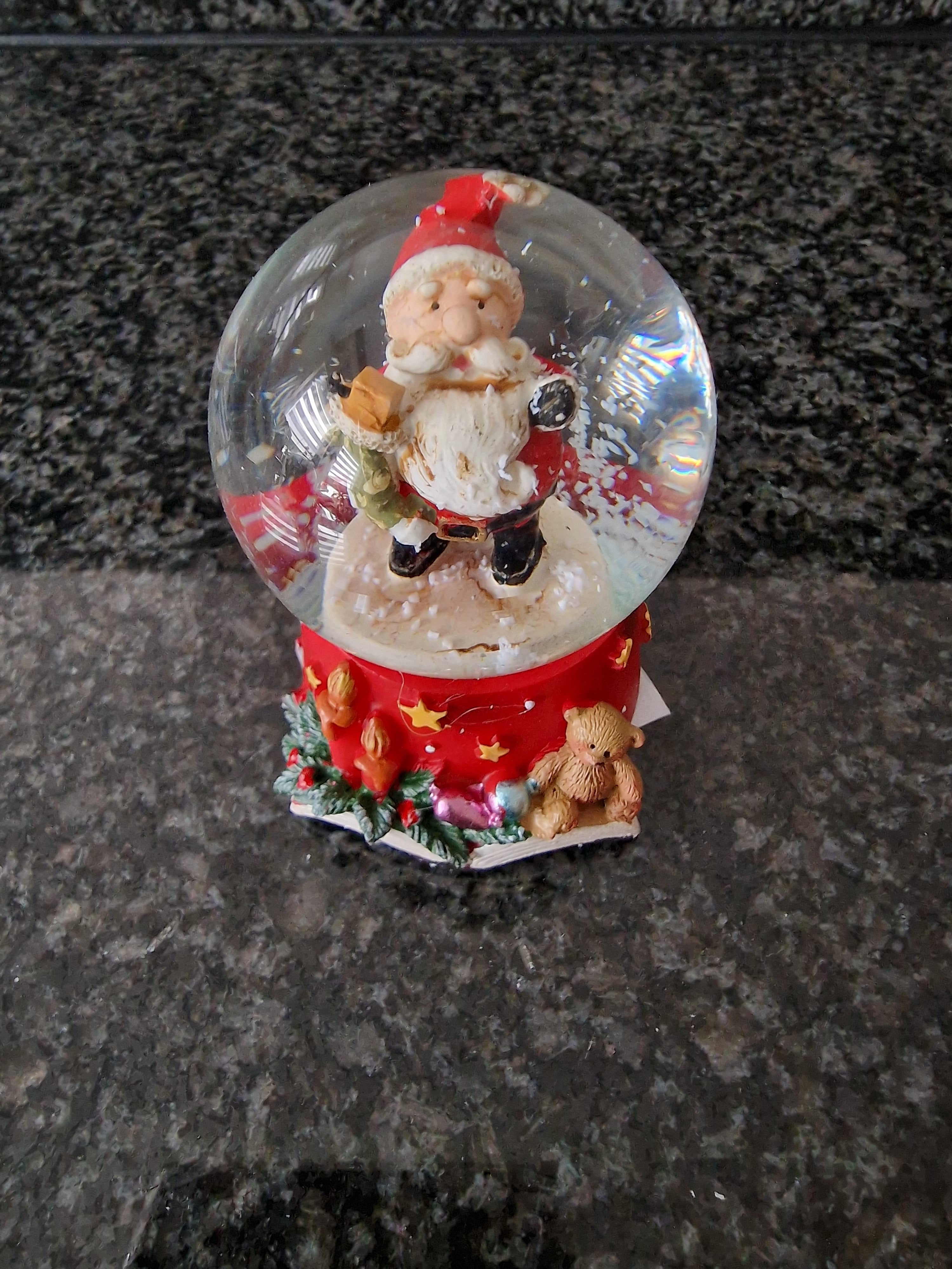 Schneekugel Nikolaus aus Poly, Rot Weihnachten Deko Winter