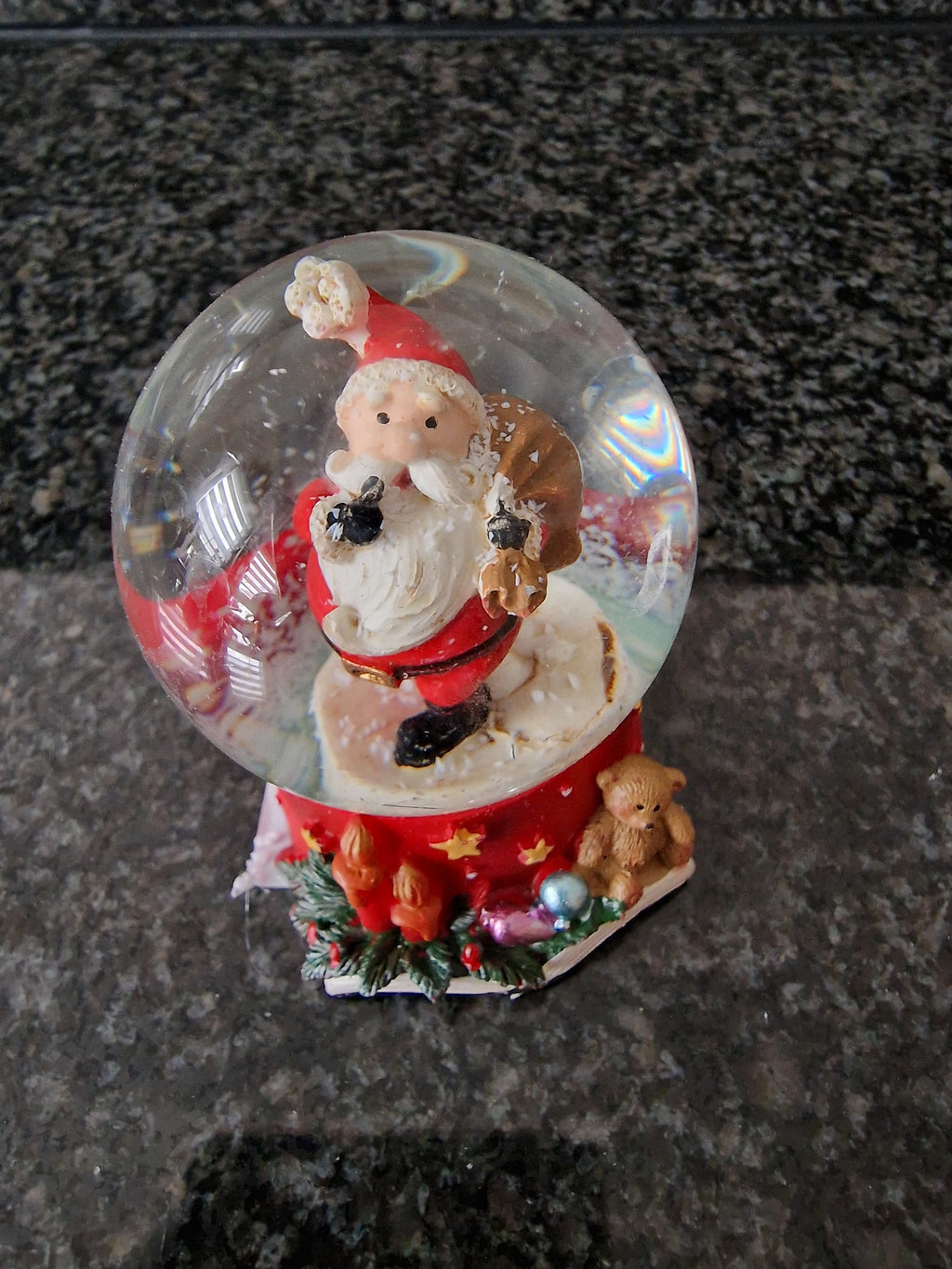 Schneekugel Nikolaus aus Poly, Rot Weihnachten Deko Winter