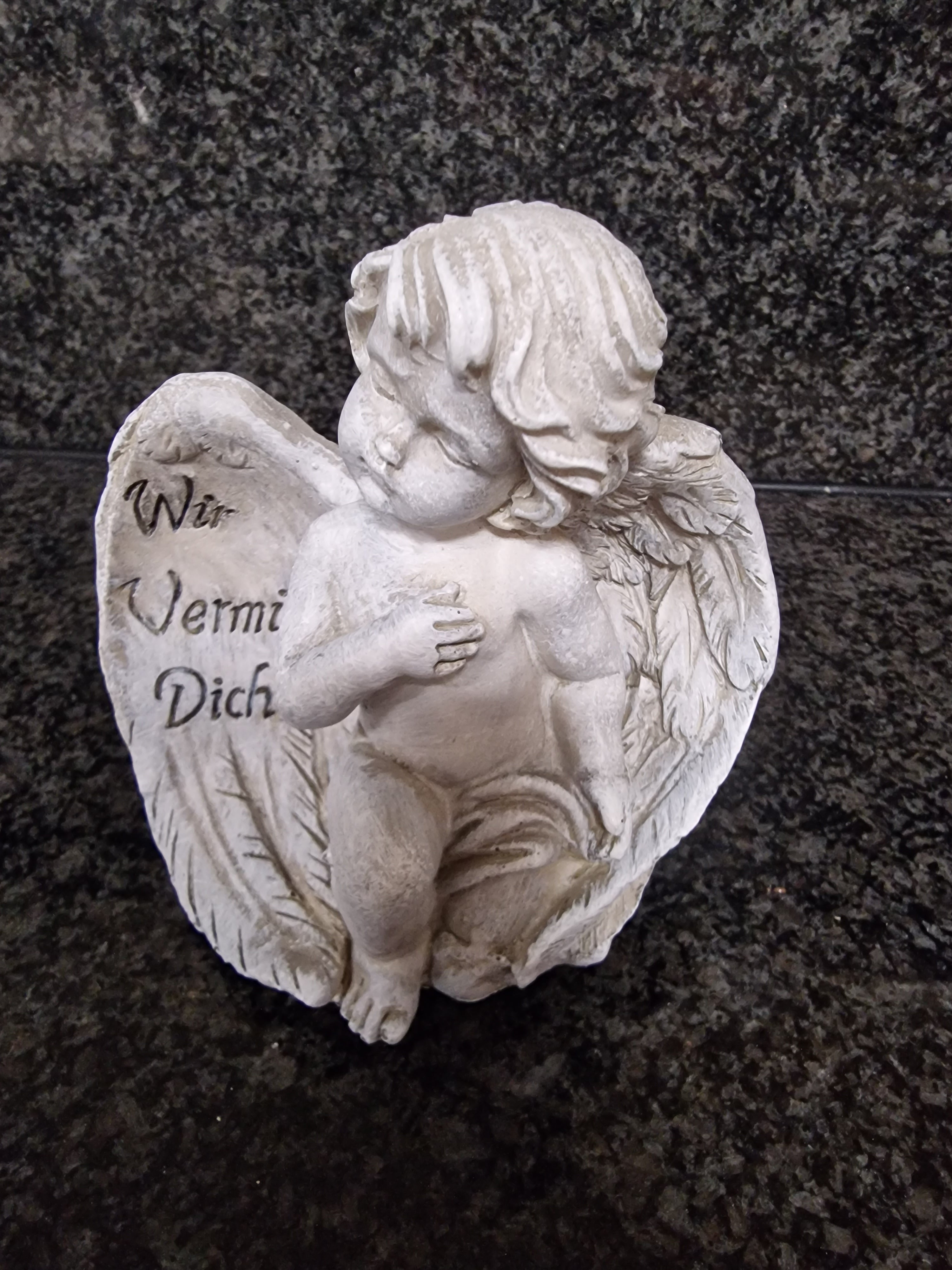 Grabschmuck Engel mit Spruch Wir vermissen dich