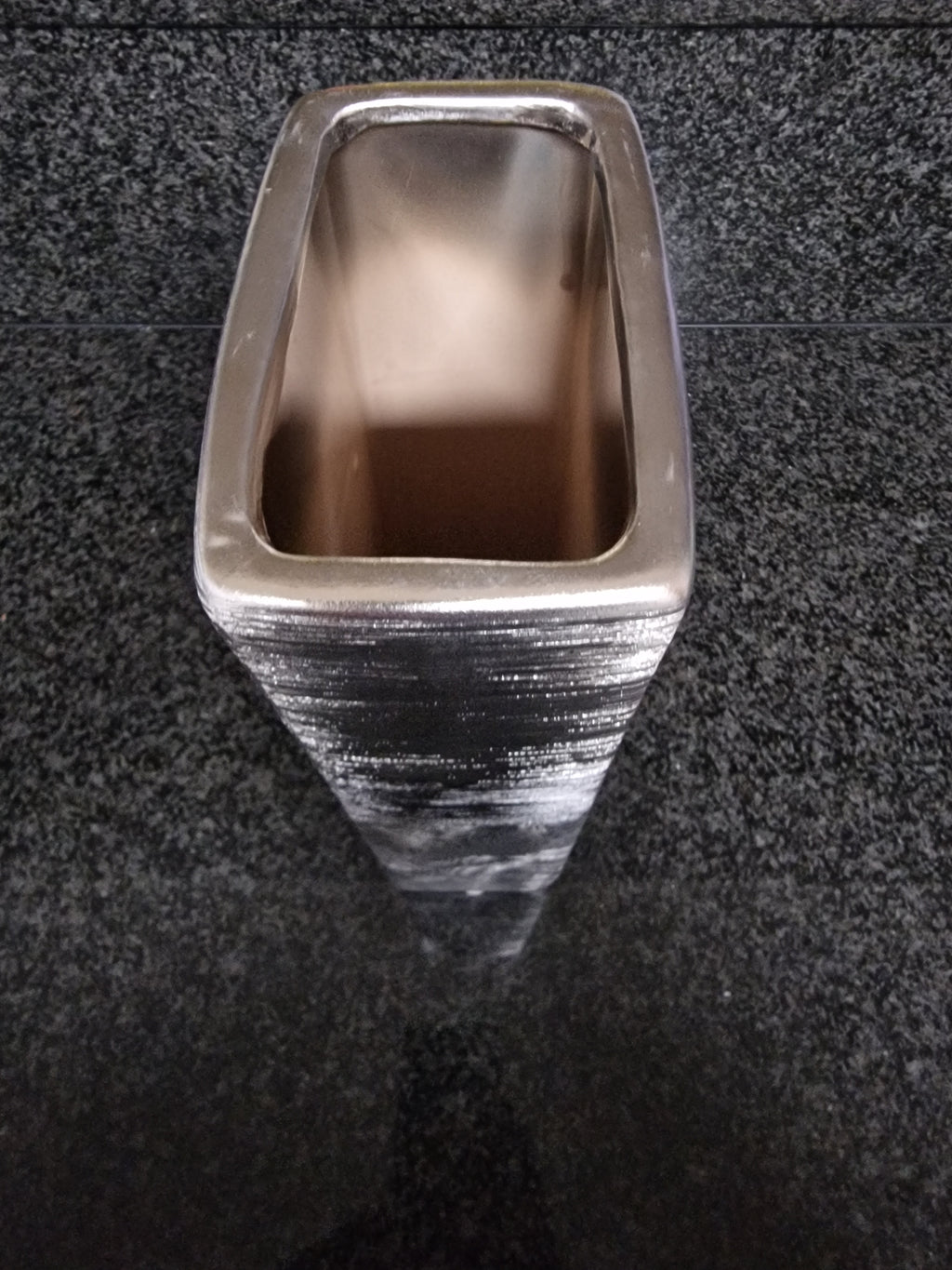 Exklusive Hochwertige Vase eckig "silber/anthrazit" h=29,5cm b=12cm