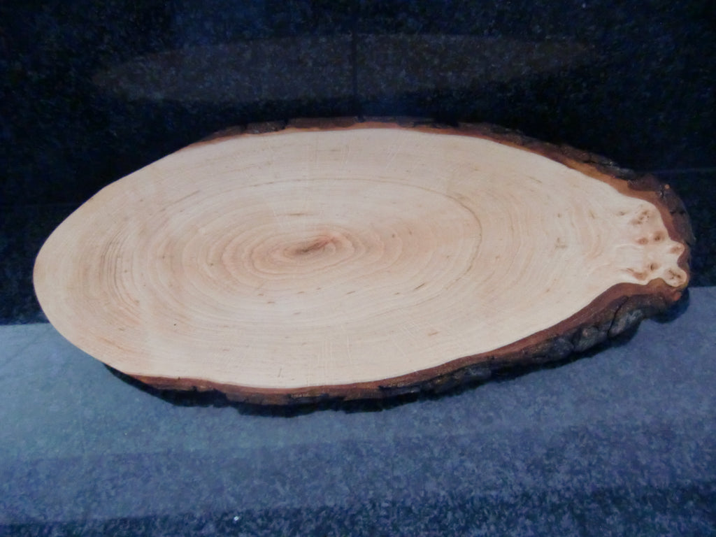 Käsebrett Rinde Schneidbrett Rindenbrett ERLE Holz Deko Servierbrett Baumscheibe